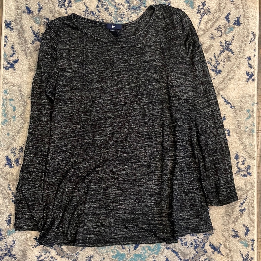 Small Gap Pullover Sweater
